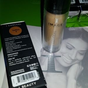 Brand new foundation Only one TOFFEE left!!!